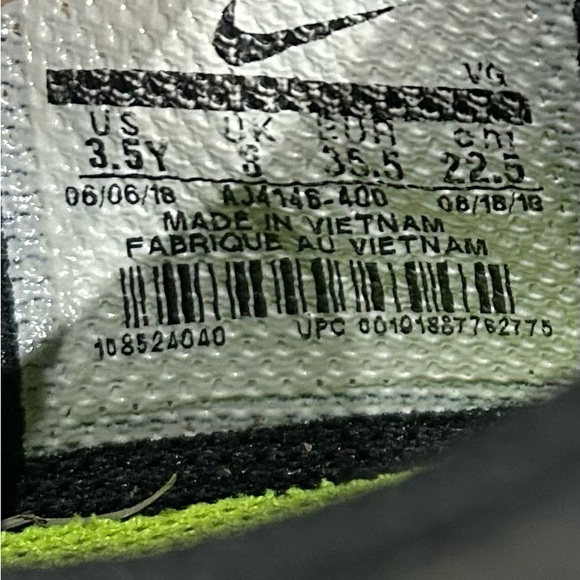 Nike Junior HyperVenom Phantom 3 Club FG Soccer - Picture 6 of 6